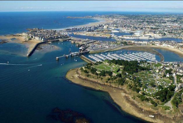 Joli T3, Gare & Plages A Proximite Saint-Malo Bagian luar foto